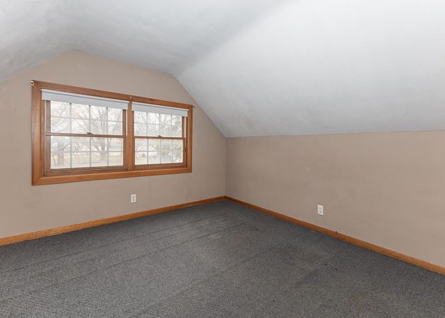 1819 Coyne Center Road, Milan, IL 61264