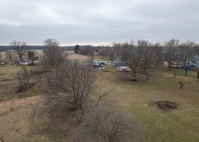 1819 Coyne Center Road, Milan, IL 61264