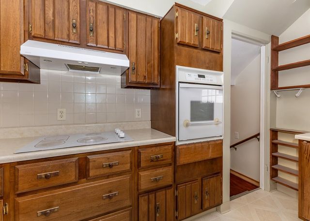 1819 Coyne Center Road, Milan, IL 61264