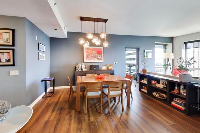 130 N Garland Court 1703, Chicago, IL 60602