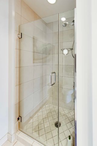 130 N Garland Court 1703, Chicago, IL 60602