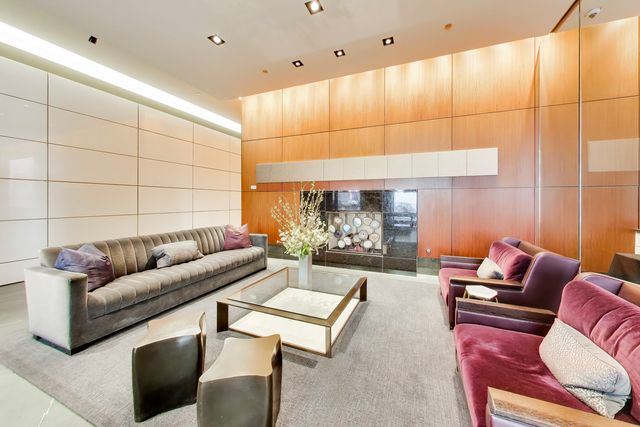 130 N Garland Court 1703, Chicago, IL 60602