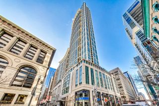 130 N Garland Court 1703, Chicago, IL 60602