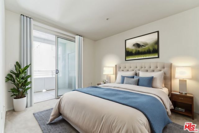 6400 Crescent Parkway 217, Los Angeles, CA 90094