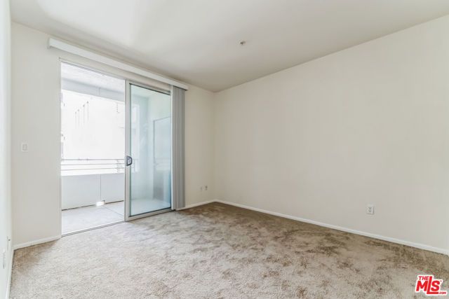 6400 Crescent Parkway 217, Los Angeles, CA 90094