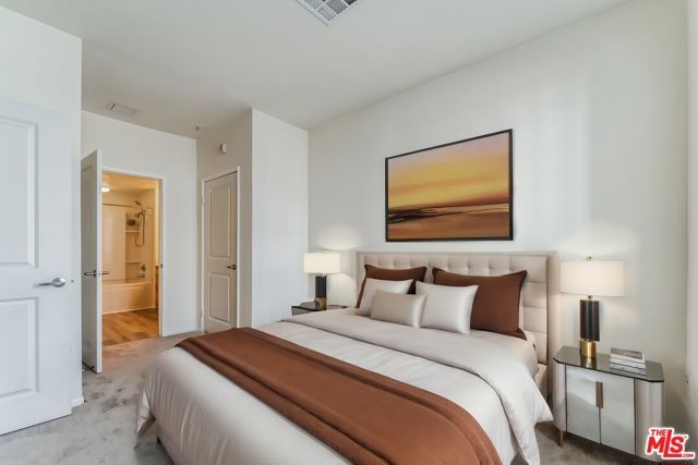 6400 Crescent Parkway 217, Los Angeles, CA 90094