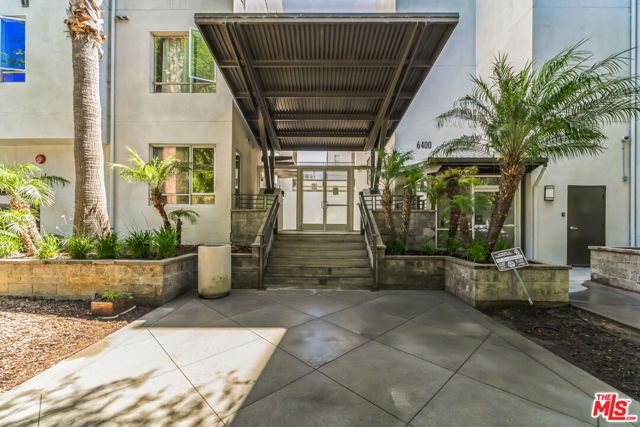 6400 Crescent Parkway 217, Los Angeles, CA 90094
