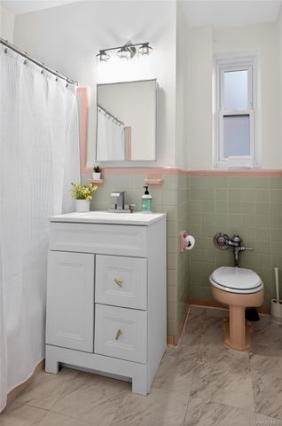 101 Old Mamaroneck Road 2-C-3, White Plains, NY 10605