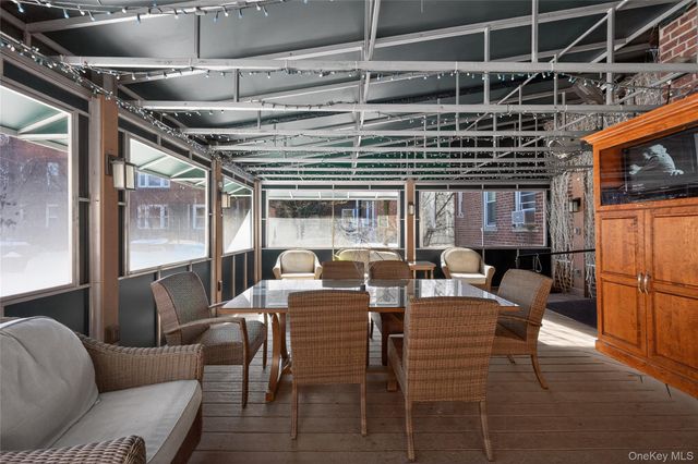 101 Old Mamaroneck Road 2-C-3, White Plains, NY 10605