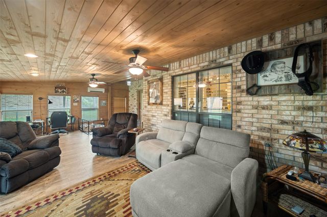 14006 Jamaica Circle, Willis, TX 77318