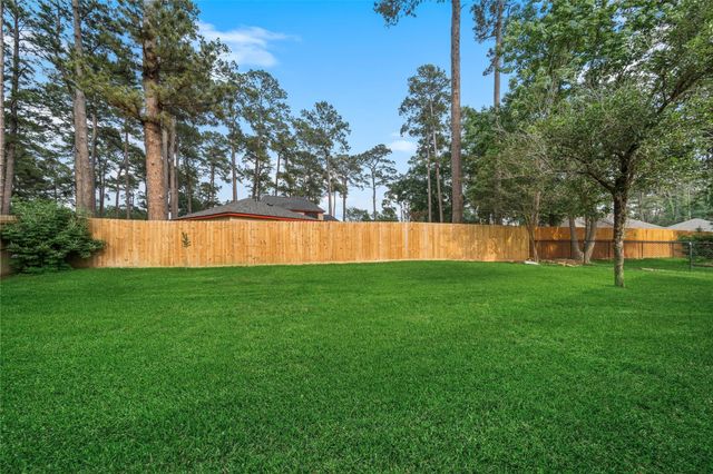 14006 Jamaica Circle, Willis, TX 77318