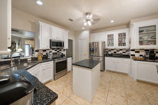 14006 Jamaica Circle, Willis, TX 77318