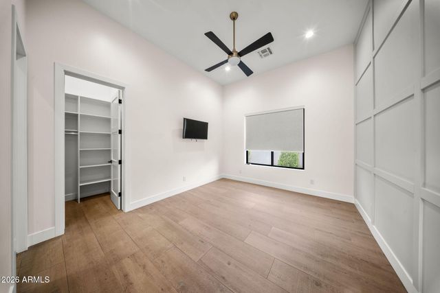 18203 W SOLANO Court, Litchfield Park, AZ 85340