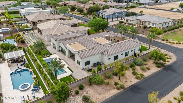 18203 W SOLANO Court, Litchfield Park, AZ 85340