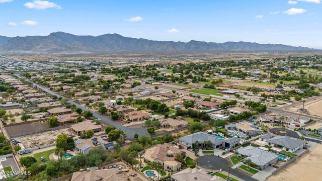 18203 W SOLANO Court, Litchfield Park, AZ 85340