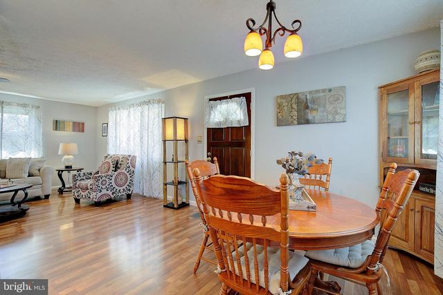 6421 HARTHORN AVE, Elkridge, MD 21075