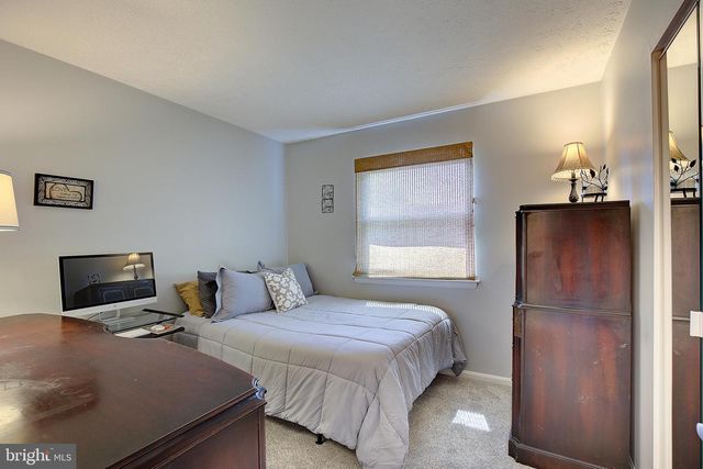 6421 HARTHORN AVE, Elkridge, MD 21075