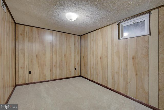 6421 HARTHORN AVE, Elkridge, MD 21075