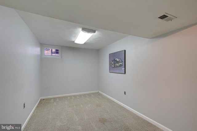 6421 HARTHORN AVE, Elkridge, MD 21075