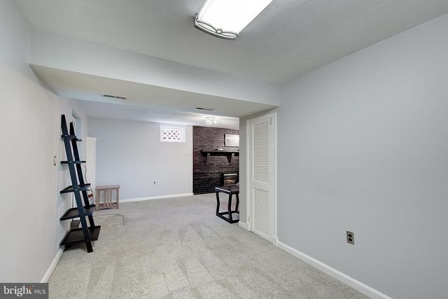 6421 HARTHORN AVE, Elkridge, MD 21075
