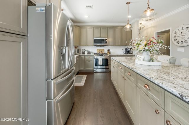 204 West Street, Union Beach, NJ 07735