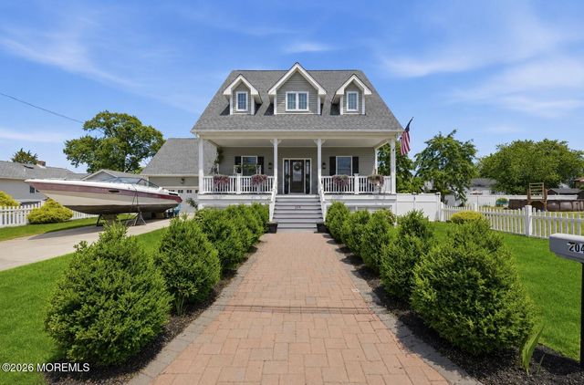 204 West Street, Union Beach, NJ 07735