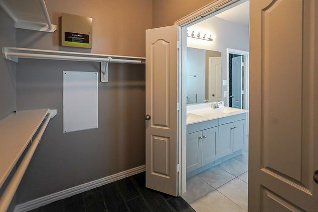 2507 Galley Ridge Drive, Texas City, TX 77568