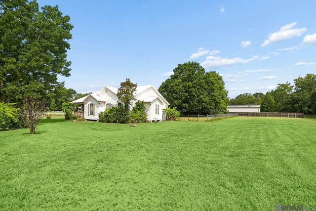 1125 Saurez Dr, St Gabriel, LA 70776