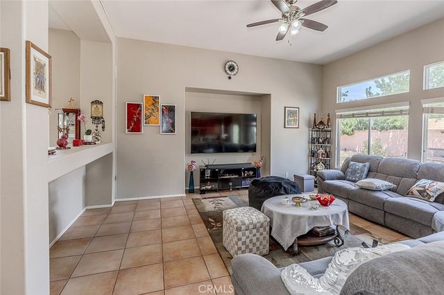 3521 Fern Avenue, Palmdale, CA 93550