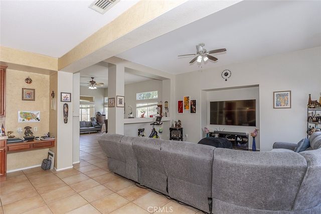 3521 Fern Avenue, Palmdale, CA 93550