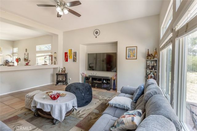 3521 Fern Avenue, Palmdale, CA 93550