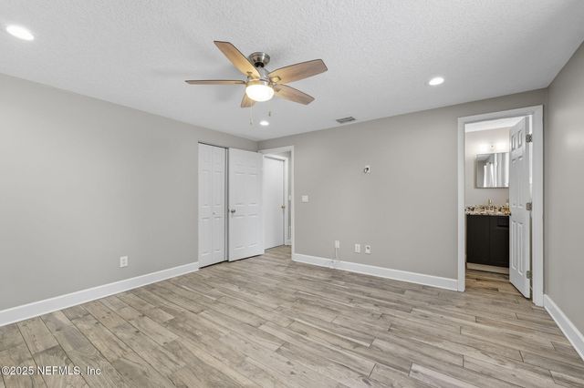 7108 PRELLIE Street, Jacksonville, FL 32210