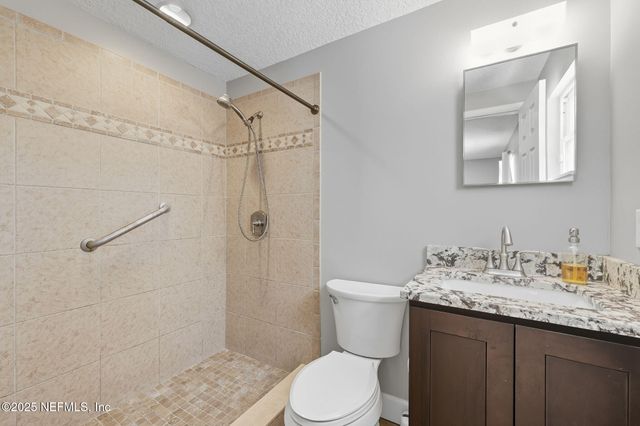 7108 PRELLIE Street, Jacksonville, FL 32210