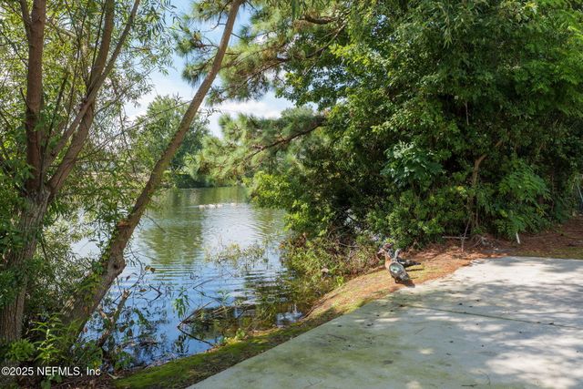 7108 PRELLIE Street, Jacksonville, FL 32210