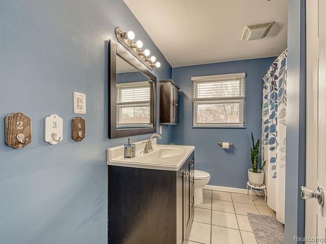 31753 Hazel Street, Rockwood, MI 48173