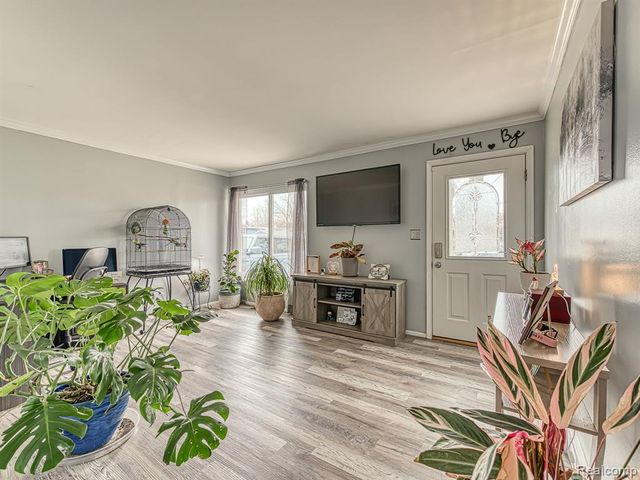 31753 Hazel Street, Rockwood, MI 48173