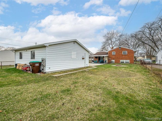 31753 Hazel Street, Rockwood, MI 48173