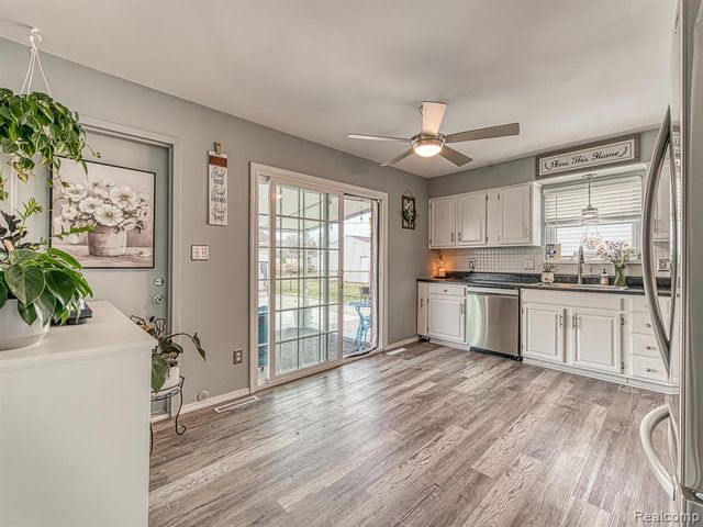 31753 Hazel Street, Rockwood, MI 48173