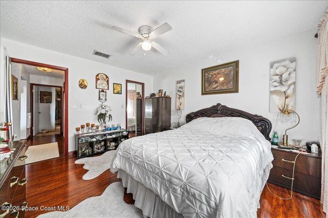 247 Cambridge Lane, Melbourne, FL 32935