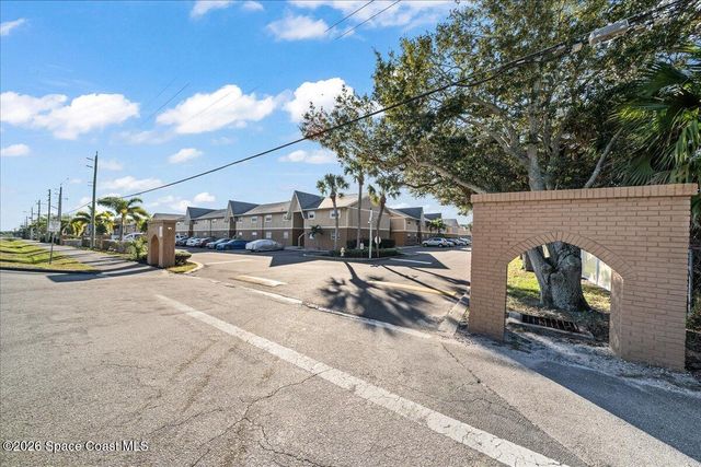 247 Cambridge Lane, Melbourne, FL 32935