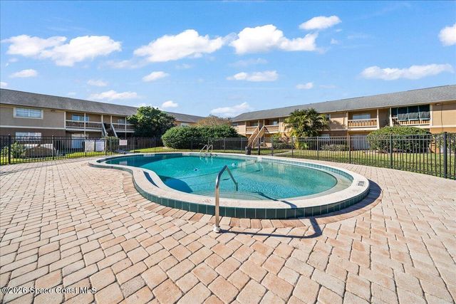 247 Cambridge Lane, Melbourne, FL 32935