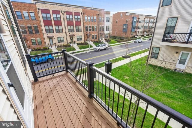 2715 EVANSGREEN DR, Suitland, MD 20746