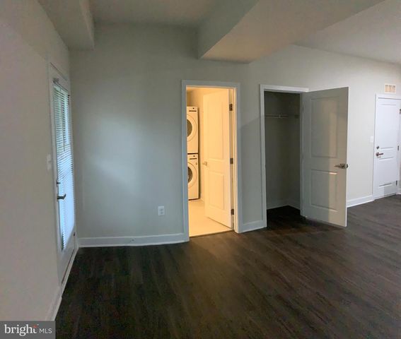 2715 EVANSGREEN DR, Suitland, MD 20746