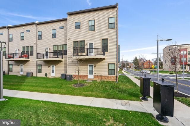 2715 EVANSGREEN DR, Suitland, MD 20746