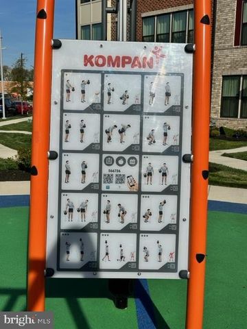 2715 EVANSGREEN DR, Suitland, MD 20746