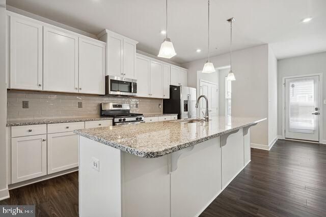 2715 EVANSGREEN DR, Suitland, MD 20746