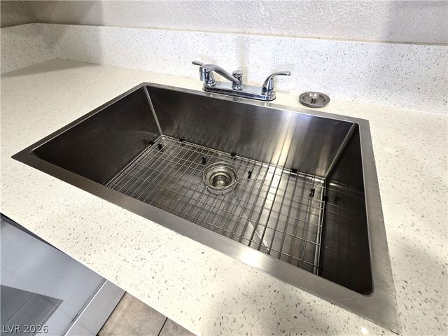 4300 North Lamont Street 291, Las Vegas, NV 89115