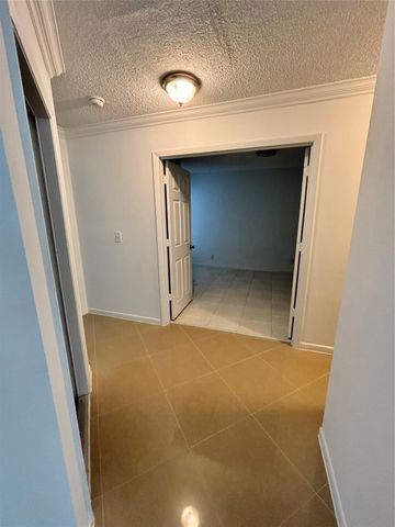 2990 NW 68th Avenue, Margate, FL 33063