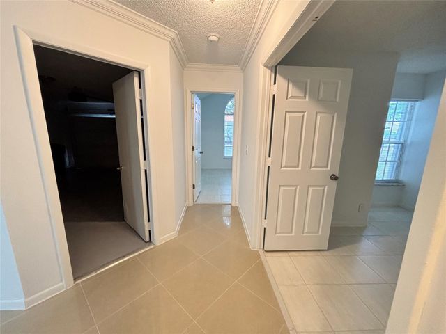 2990 NW 68th Avenue, Margate, FL 33063
