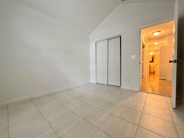 2990 NW 68th Avenue, Margate, FL 33063